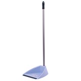 {{photo.Alt || photo.Description || 'Совок VILEDA PROFESSIONAL с длинной ручкой 85 см, ширина 22 см, зубцы для очистки щеток, резиновая кромка, 146349'}}